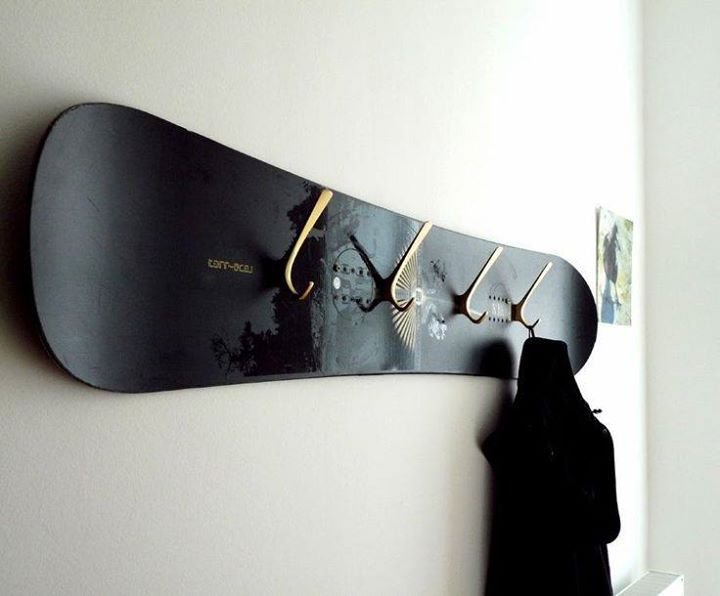 porte-manteaux-snowboard.jpg