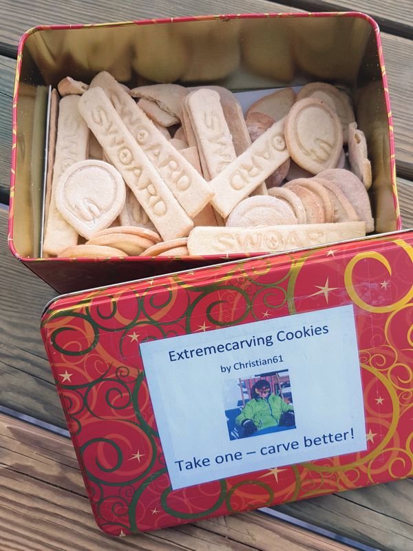 Extremecarving cookies.jpg