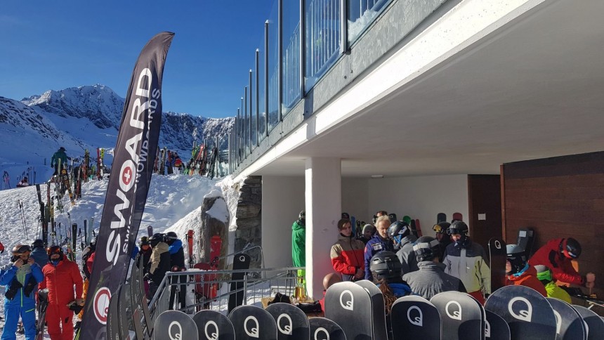 5 Hintertux 2022 - Stand.jpg