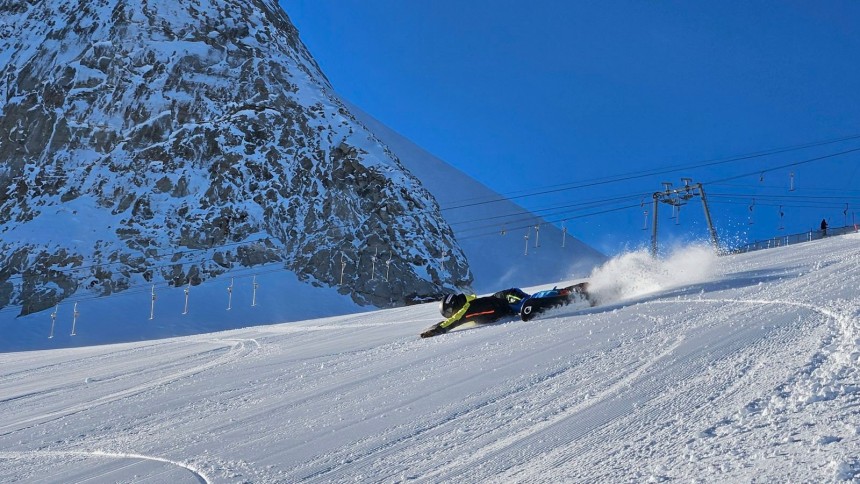 5 Hintertux 2023 - Action.jpg