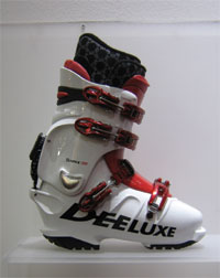 DeeLuxe-Track-700_200-1.jpg