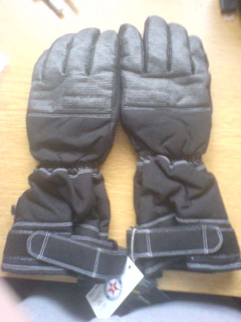 gloves2.JPG