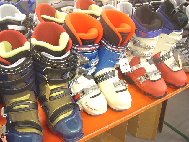 Secondhand-17-2-Hardboots.jpg