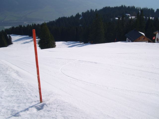 Nearly-free-easter-carving-slope-Sa-09-10.jpg