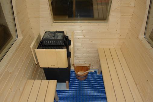 OMEGAIV_SAUNA_Innen_1.jpg