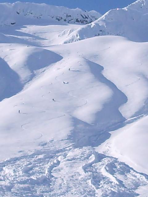 2m-Neuschnee-Ausschnitt.jpg