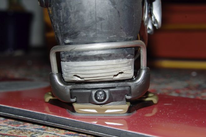 Head Stratos Pro with F2 Race Titanium no Gap.jpg