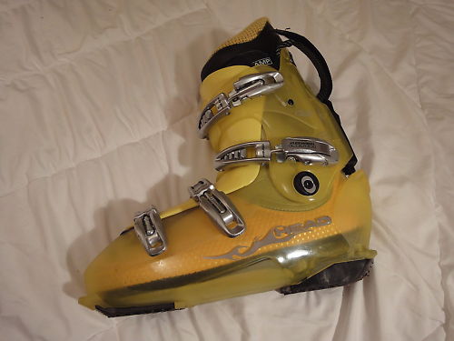 Super Racing Boot Head S-LTD 02.jpg