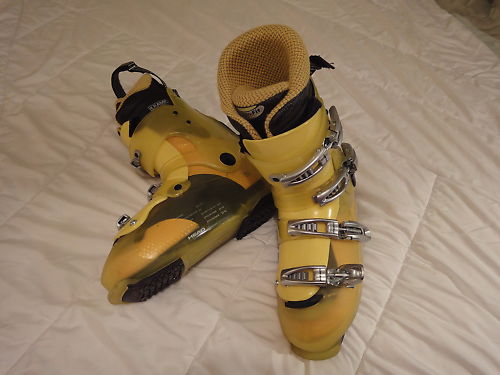 Super Racing Boot Head S-LTD 01.jpg