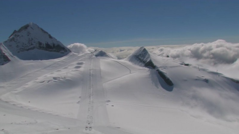 Hintertux-20June2016.jpg (47.26 KiB) Viewed 10929 times Hintertux-20June2016.jpg